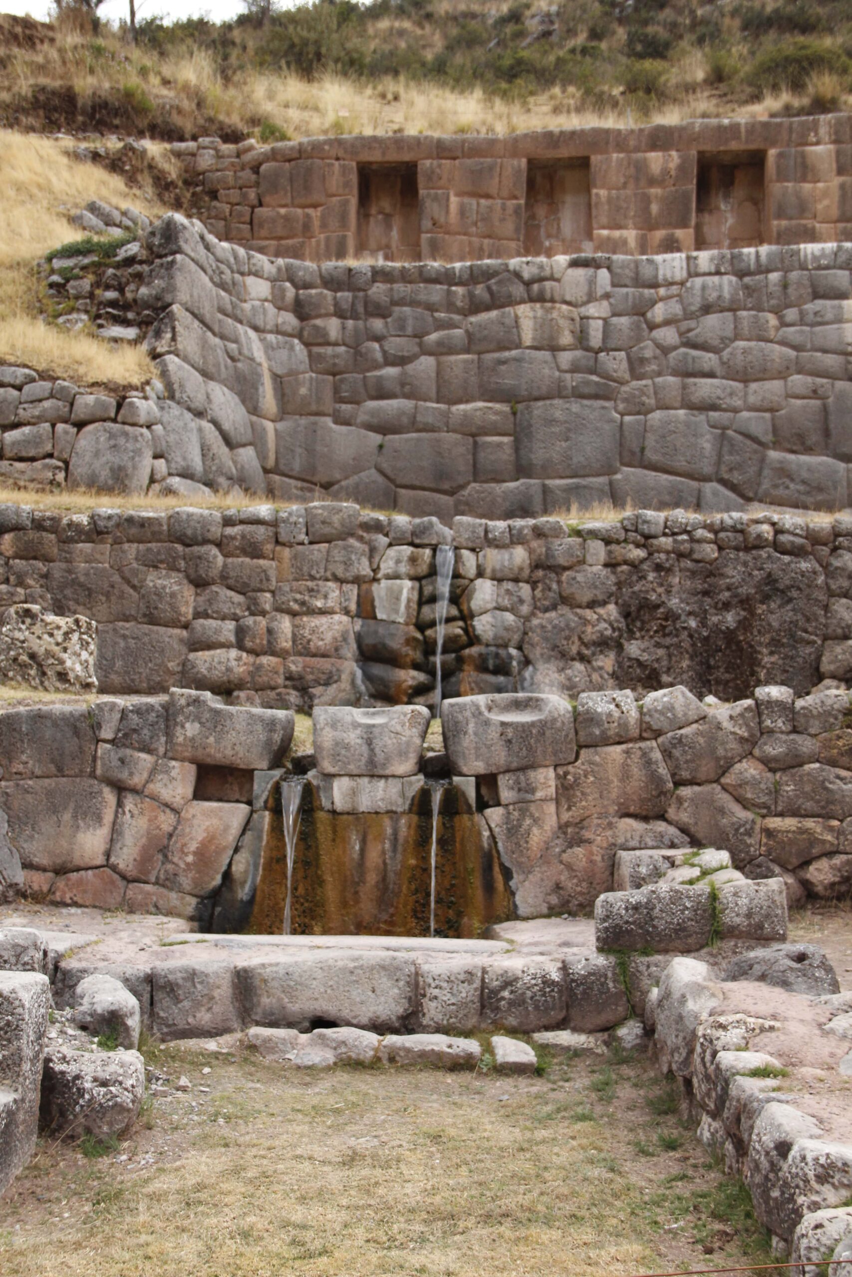 the-beautiful-fountains-of-the-tambomachay-ruins-2022-04-22-05-04-08-utc-min